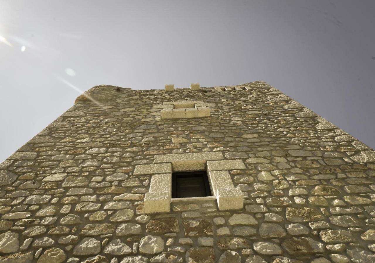 Focalion Castle Luxury Suites Pírgos Dhiroú 외부 사진