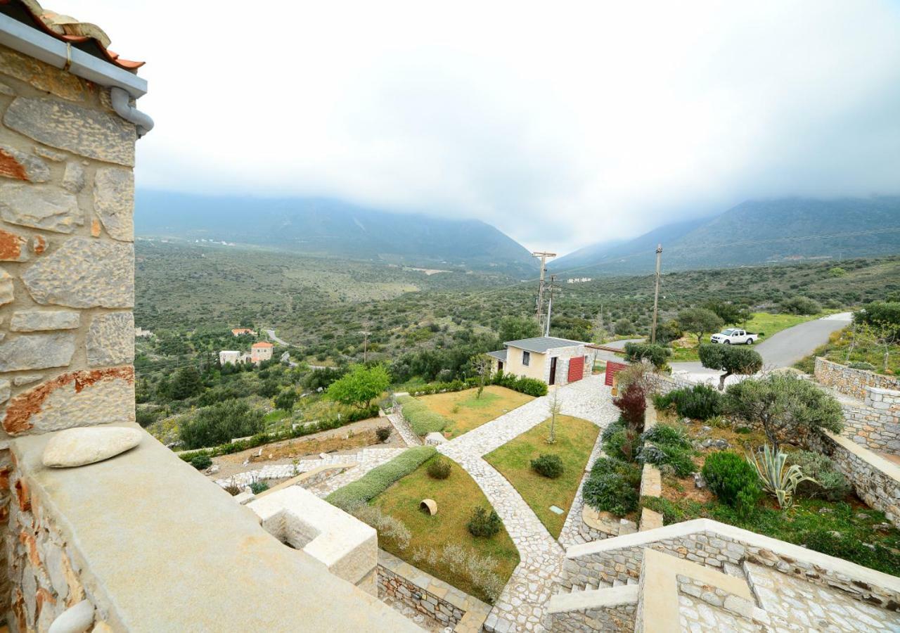 Focalion Castle Luxury Suites Pírgos Dhiroú 외부 사진