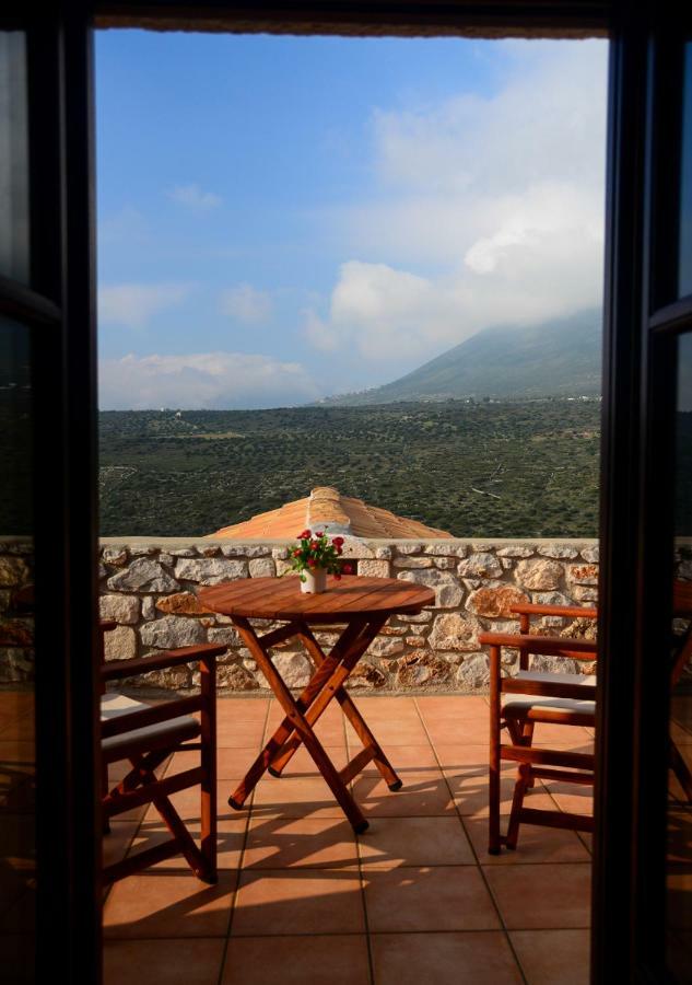 Focalion Castle Luxury Suites Pírgos Dhiroú 외부 사진