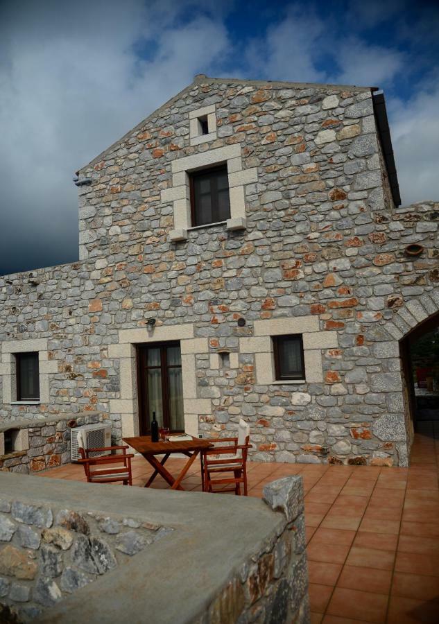 Focalion Castle Luxury Suites Pírgos Dhiroú 외부 사진