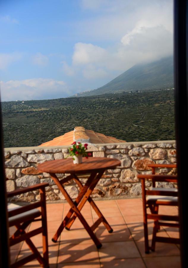 Focalion Castle Luxury Suites Pírgos Dhiroú 외부 사진