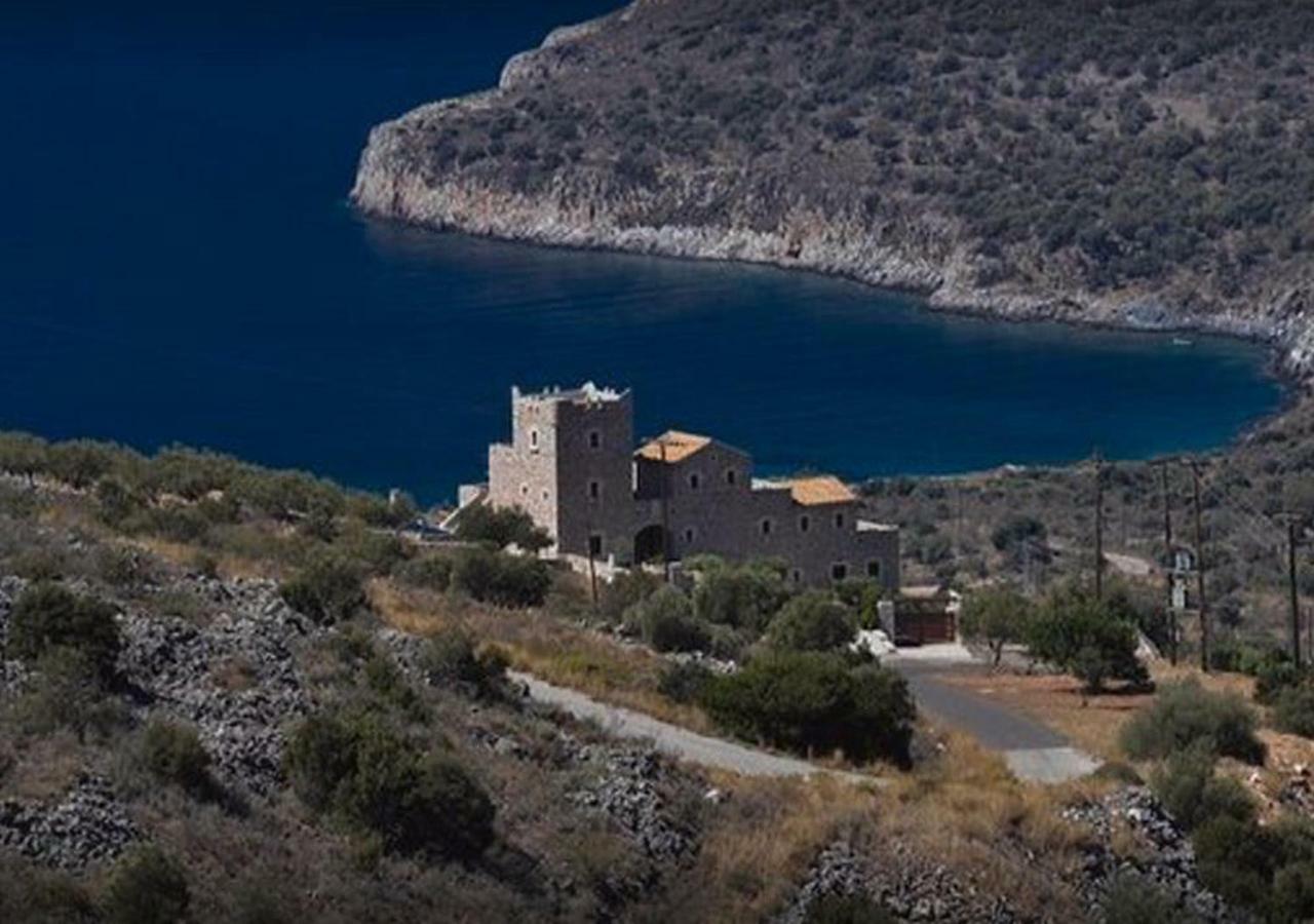 Focalion Castle Luxury Suites Pírgos Dhiroú 외부 사진